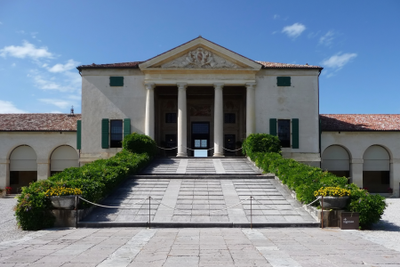 Villa Emo